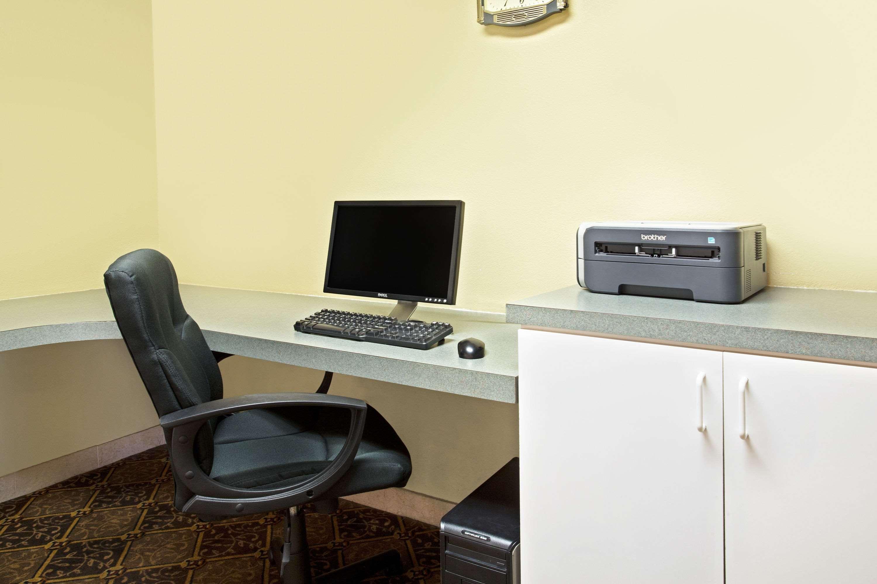 Days Inn By Wyndham Orlando Airport Florida Mall Williamsburg Ngoại thất bức ảnh