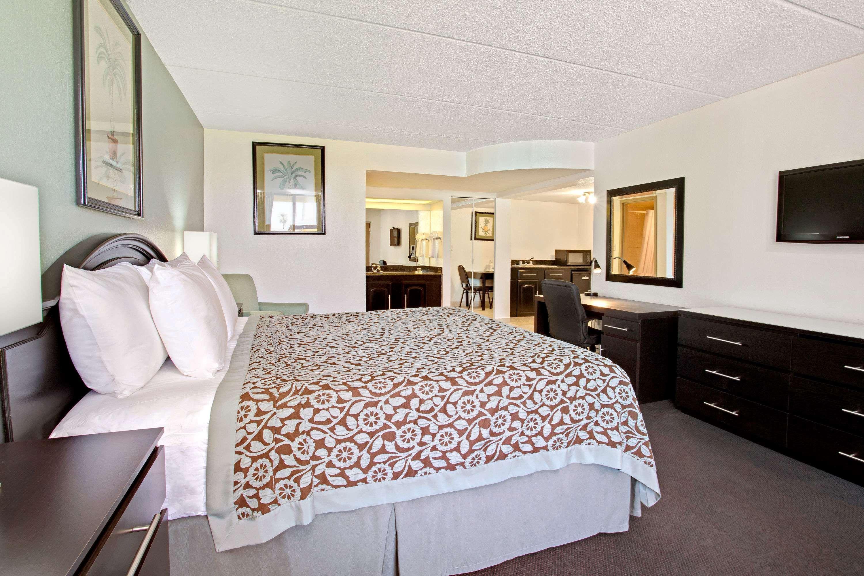 Days Inn By Wyndham Orlando Airport Florida Mall Williamsburg Ngoại thất bức ảnh