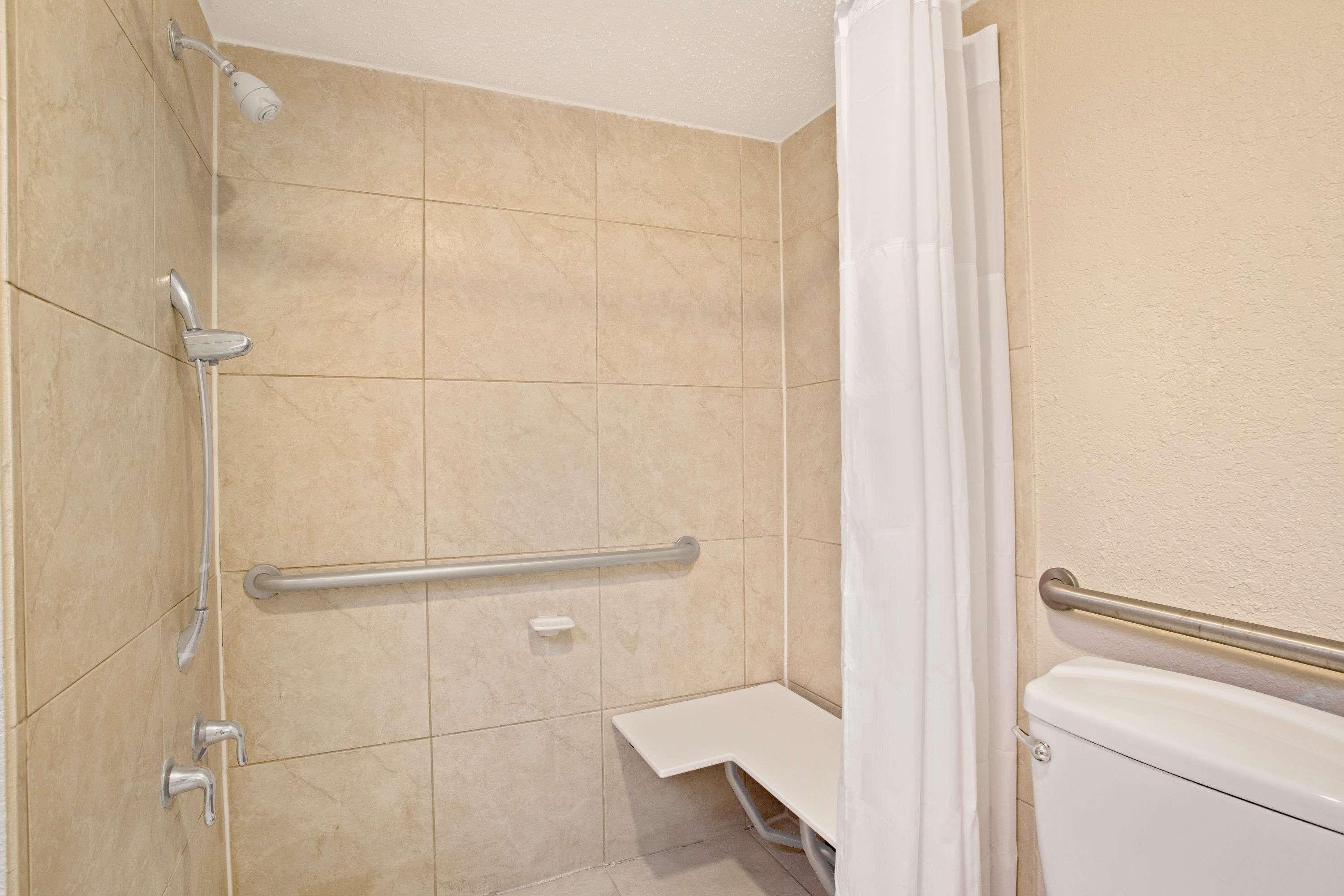 Days Inn By Wyndham Orlando Airport Florida Mall Williamsburg Ngoại thất bức ảnh